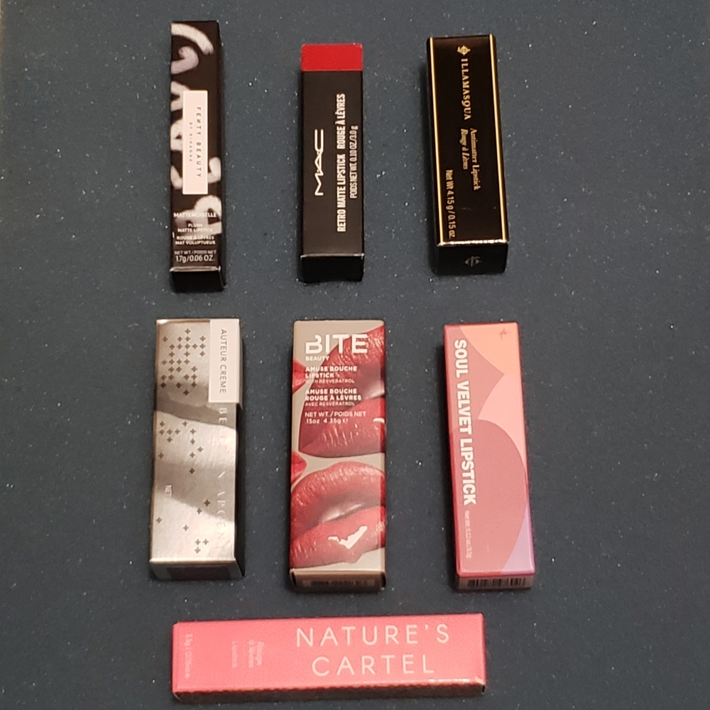 💄 Bullet lipstick bundle!